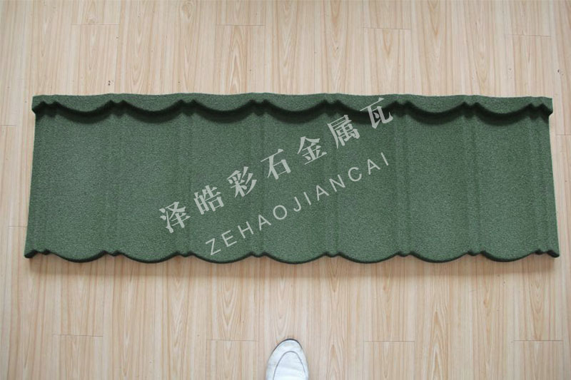山東彩石金屬瓦屋面那么多優(yōu)點(diǎn)，為什么不呢？